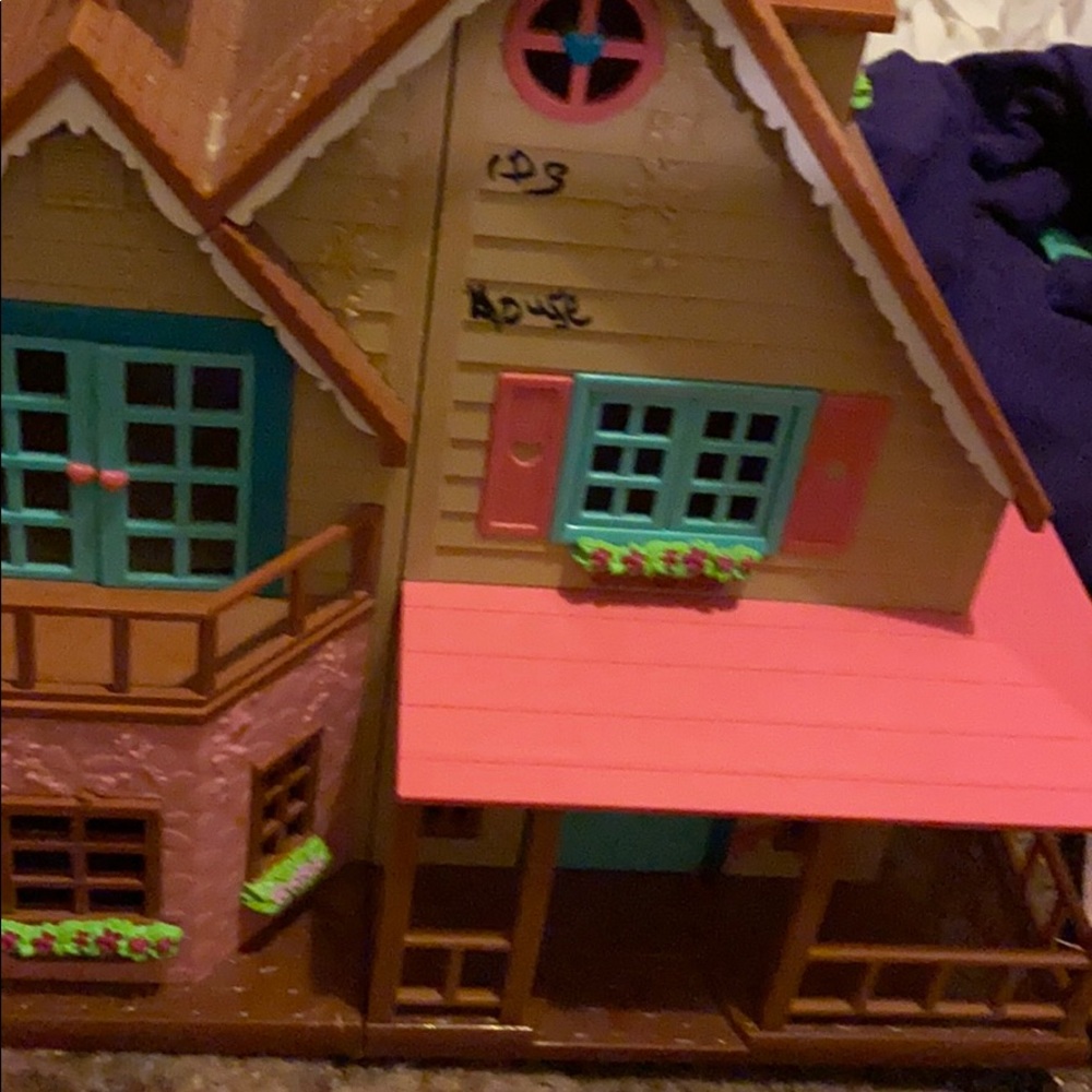 Doll house.